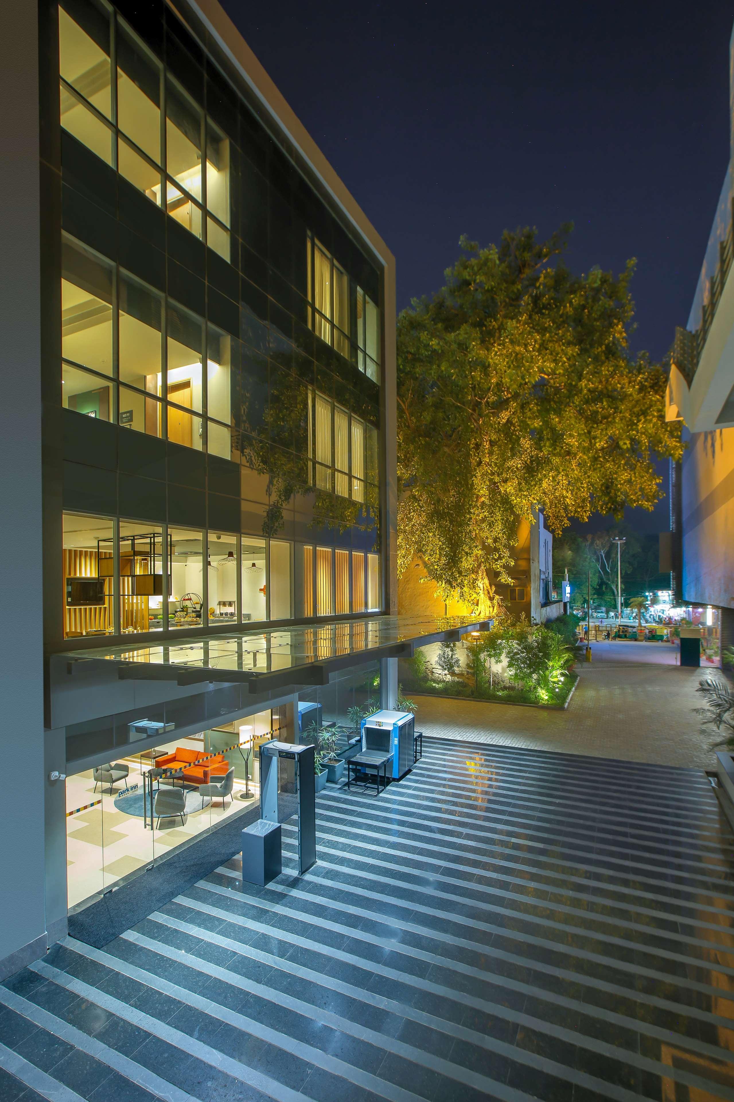 Park Inn By Radisson גוואליור מראה חיצוני תמונה